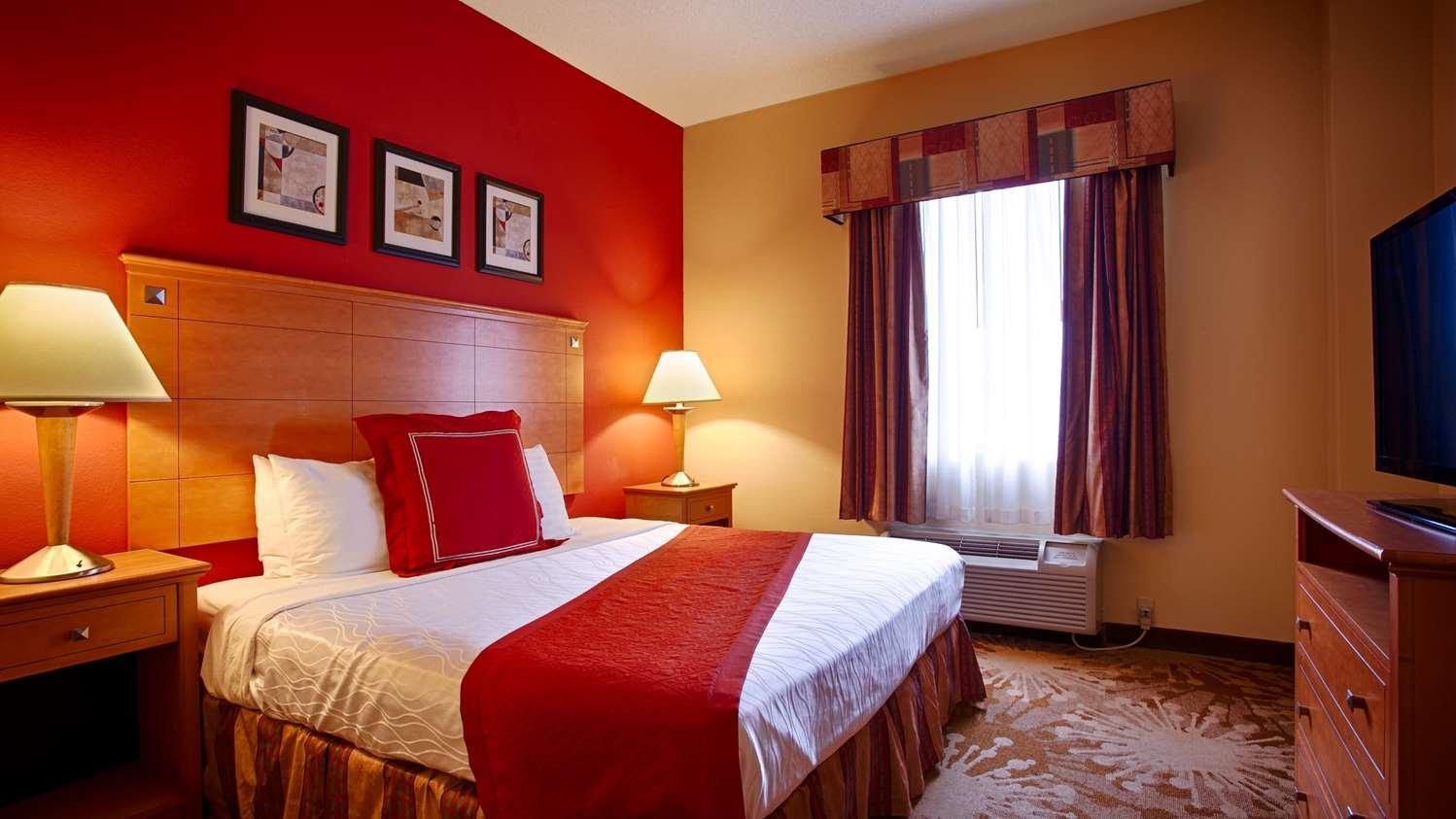 Best Western Plus New Cumberland Exterior foto