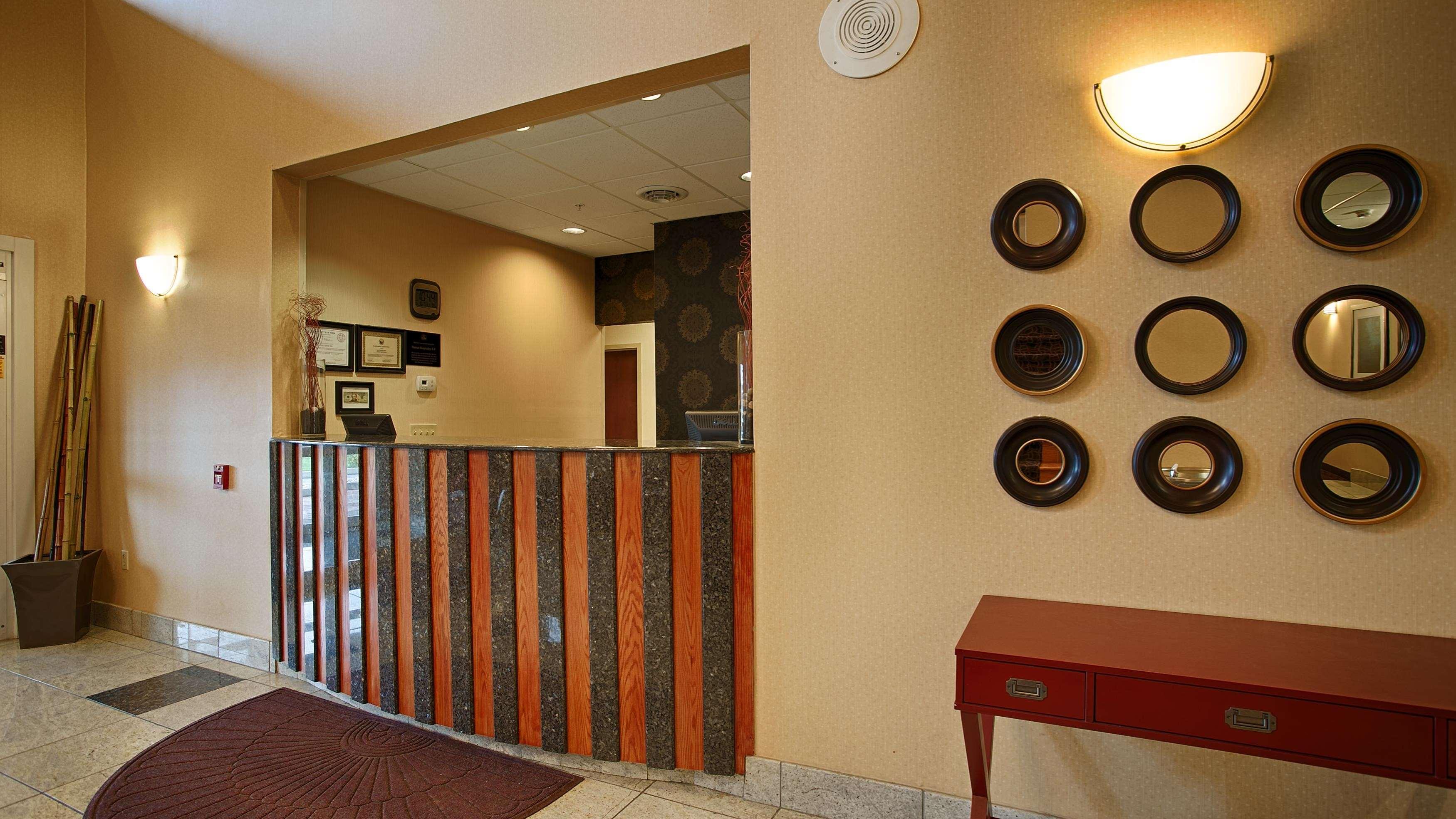 Best Western Plus New Cumberland Exterior foto